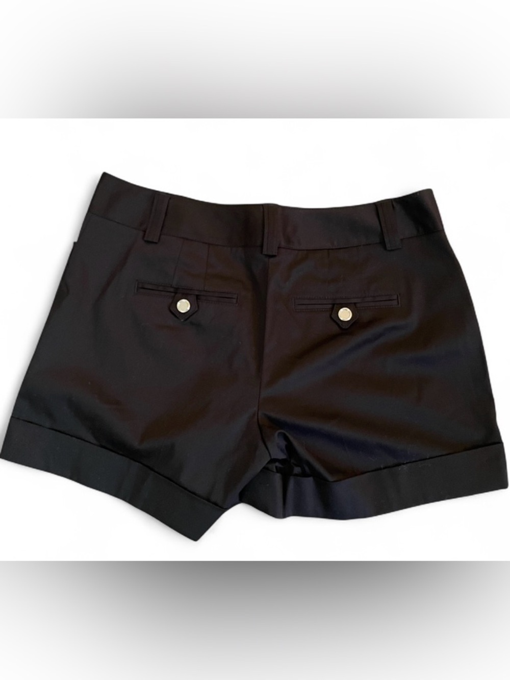 NWT White House Black Market Black Shorts Womens Size 6 - Picture 2 of 3